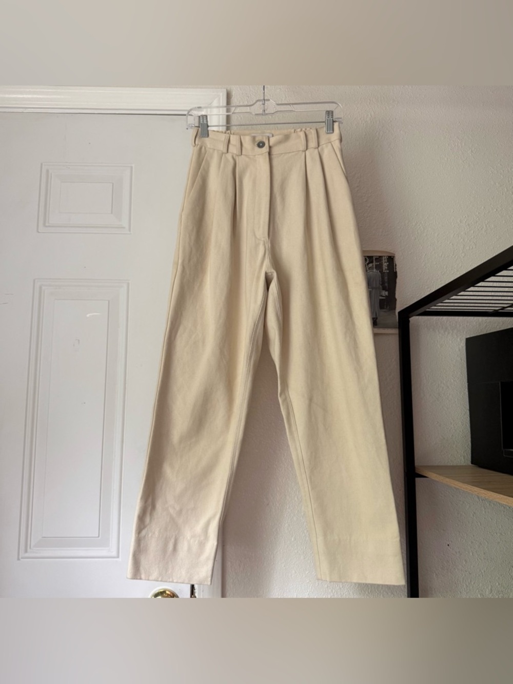 WRAY‎ ivory cream natural pleated front cotton straight high rise trousers pants